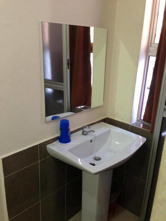 Dg One Stop Budget Hotel Ipoh Værelse billede